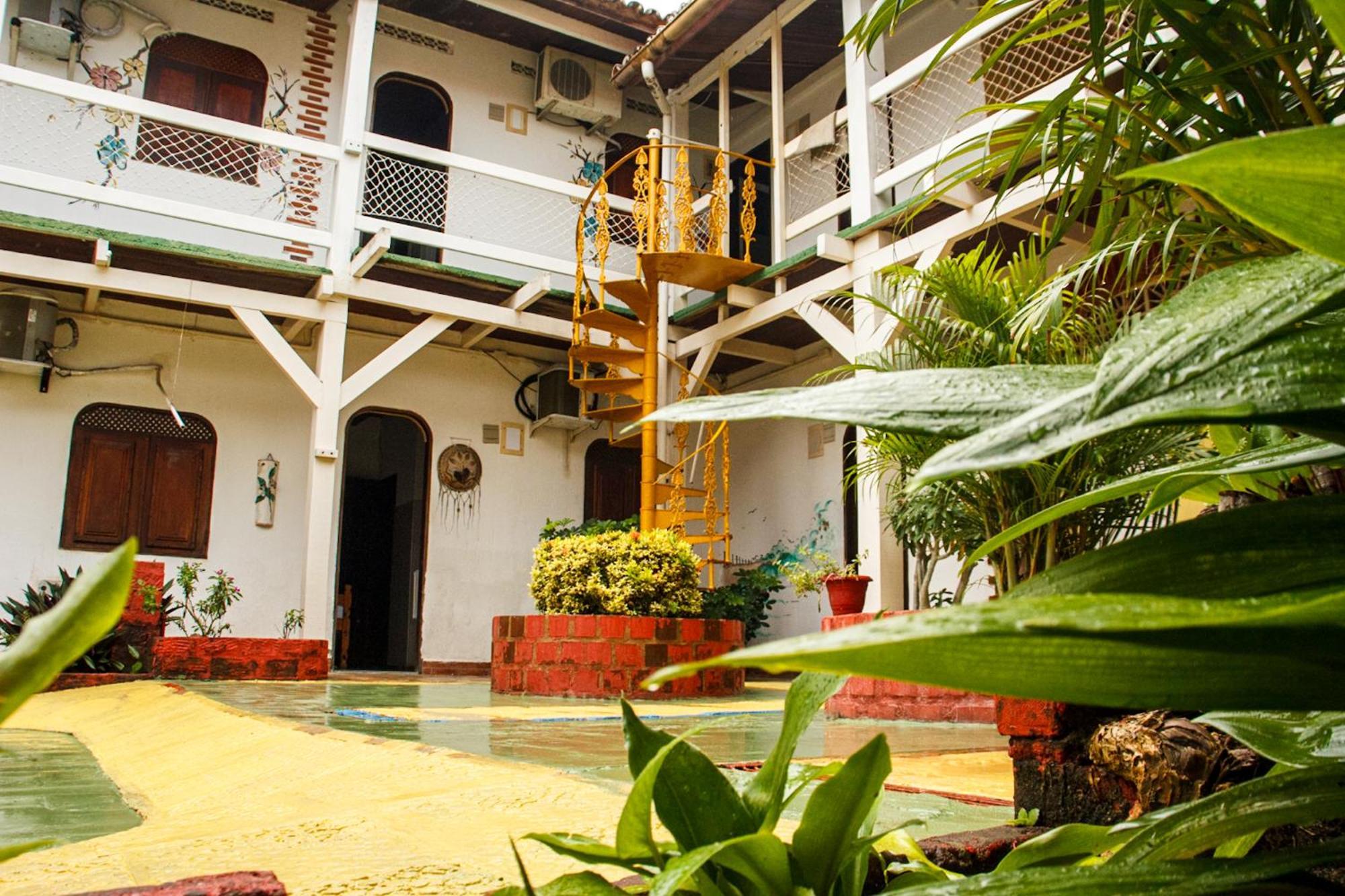 Pousada Tropicalia Canoa Quebrada Luaran gambar